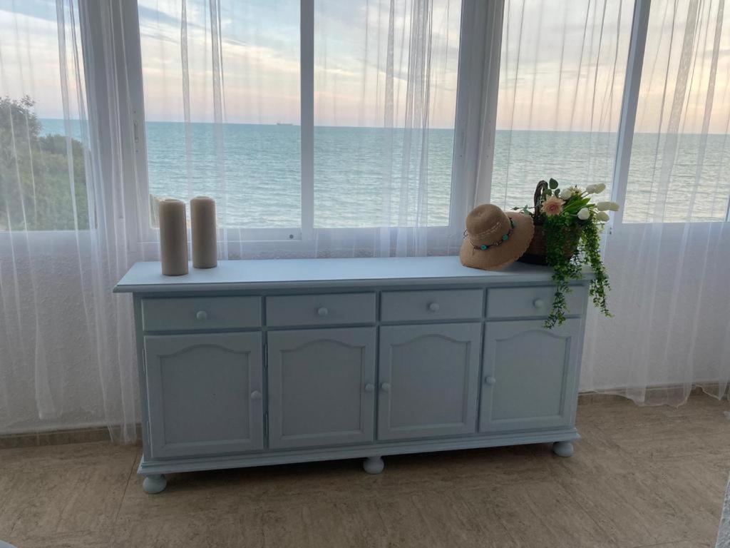 Martinenca 1ª Linea De Mar Apartment Sant Carles De La Rapita Ngoại thất bức ảnh